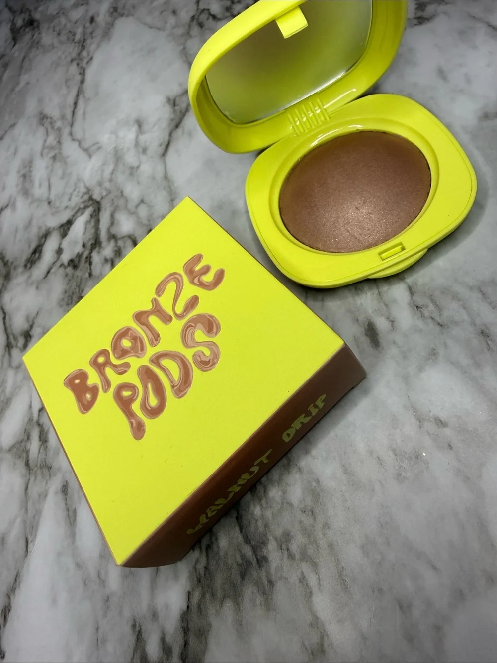 Bronze Pods Radiant Bronzer - Brown